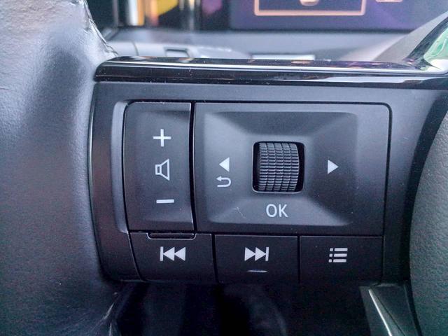 ノート X FOUR ハイブリッド4WD/プロパイロット/メーカー純正コネクトナビ/フルセグTV/全方位カメラ/デジタルインナーミラー/ワイヤレス充電/シートヒーター/ステアリングヒーター/ETC/USB/車検整備付き(32枚目)