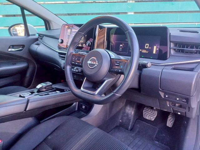 ノート X FOUR ハイブリッド4WD/プロパイロット/メーカー純正コネクトナビ/フルセグTV/全方位カメラ/デジタルインナーミラー/ワイヤレス充電/シートヒーター/ステアリングヒーター/ETC/USB/車検整備付き(35枚目)