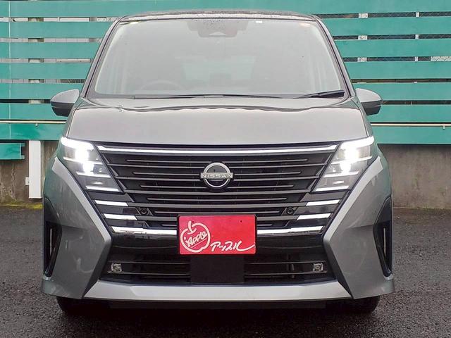 セレナ ハイウェイスターV メーカー純正コネクトナビ/フルセグTV/全方位カメラ/両側パワスラ/ワイヤレス充電/デジタルインナーミラー/プロパイロット/エマージェンシーブレーキ/ETC/USB/LEDヘッドライト/車検整備付き(2枚目)