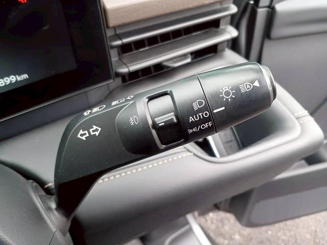 セレナ ハイウェイスターV メーカー純正コネクトナビ/フルセグTV/全方位カメラ/両側パワスラ/ワイヤレス充電/デジタルインナーミラー/プロパイロット/エマージェンシーブレーキ/ETC/USB/LEDヘッドライト/車検整備付き(38枚目)