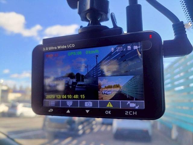 セレナ S 純正ナビ/フルセグTV/バックカメラ/ドライブレコーダー/ETC/左側パワースライドドア/エマージェンシーブレーキ/インテリジェントキープッシュスタート/車検整備付き/アップルあんしんライト保証1年き(11枚目)