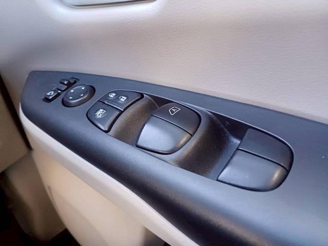 セレナ S 純正ナビ/フルセグTV/バックカメラ/ドライブレコーダー/ETC/左側パワースライドドア/エマージェンシーブレーキ/インテリジェントキープッシュスタート/車検整備付き/アップルあんしんライト保証1年き(45枚目)