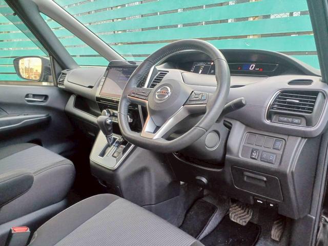 セレナ ハイウェイスターV プロパイロット/純正ナビTV/バックカメラ/両側パワースライドドア/エマージェンシーブレーキ/全方位運転支援システム/LED/インテリジェントキー/プッシュスタート/アップルあんしんライト保証1年付(12枚目)