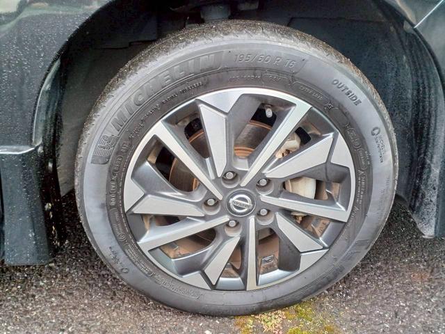 セレナ ハイウェイスターV プロパイロット/純正ナビTV/バックカメラ/両側パワースライドドア/エマージェンシーブレーキ/全方位運転支援システム/LED/インテリジェントキー/プッシュスタート/アップルあんしんライト保証1年付(25枚目)