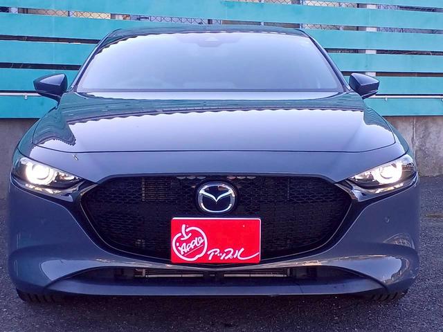 ＭＡＺＤＡ３ファストバック ２０Ｓ　Ｌパッケージ　ＢＯＳＥサウンド／マツダコネクトナビ／フルセグＴＶ／バックカメラ／黒革／パワーシート／シートヒーター／ステアヒーター／ヘッドアップディスプレイ／クルージングトラフィックサポート／ＬＥＤライト／ＥＴＣ（2枚目）