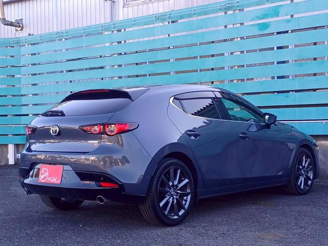 ＭＡＺＤＡ３ファストバック ２０Ｓ　Ｌパッケージ　ＢＯＳＥサウンド／マツダコネクトナビ／フルセグＴＶ／バックカメラ／黒革／パワーシート／シートヒーター／ステアヒーター／ヘッドアップディスプレイ／クルージングトラフィックサポート／ＬＥＤライト／ＥＴＣ（18枚目）