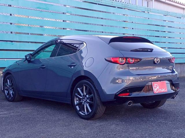 ＭＡＺＤＡ３ファストバック ２０Ｓ　Ｌパッケージ　ＢＯＳＥサウンド／マツダコネクトナビ／フルセグＴＶ／バックカメラ／黒革／パワーシート／シートヒーター／ステアヒーター／ヘッドアップディスプレイ／クルージングトラフィックサポート／ＬＥＤライト／ＥＴＣ（19枚目）