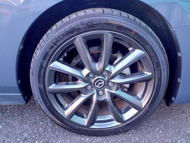 ＭＡＺＤＡ３ファストバック ２０Ｓ　Ｌパッケージ　ＢＯＳＥサウンド／マツダコネクトナビ／フルセグＴＶ／バックカメラ／黒革／パワーシート／シートヒーター／ステアヒーター／ヘッドアップディスプレイ／クルージングトラフィックサポート／ＬＥＤライト／ＥＴＣ（28枚目）