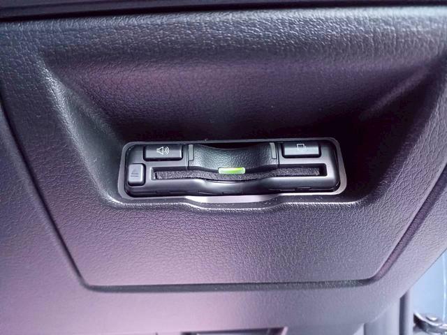 ＭＡＺＤＡ３ファストバック ２０Ｓ　Ｌパッケージ　ＢＯＳＥサウンド／マツダコネクトナビ／フルセグＴＶ／バックカメラ／黒革／パワーシート／シートヒーター／ステアヒーター／ヘッドアップディスプレイ／クルージングトラフィックサポート／ＬＥＤライト／ＥＴＣ（31枚目）