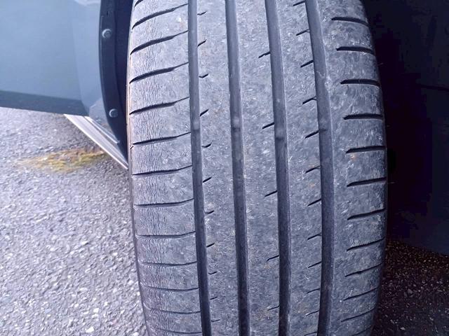 ＭＡＺＤＡ３ファストバック ２０Ｓ　Ｌパッケージ　ＢＯＳＥサウンド／マツダコネクトナビ／フルセグＴＶ／バックカメラ／黒革／パワーシート／シートヒーター／ステアヒーター／ヘッドアップディスプレイ／クルージングトラフィックサポート／ＬＥＤライト／ＥＴＣ（49枚目）