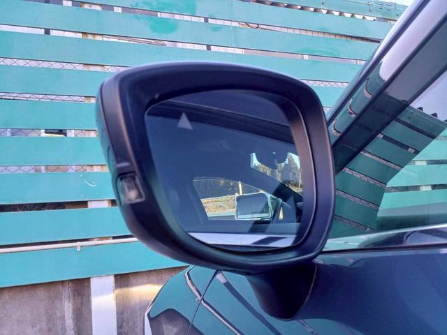 ＭＡＺＤＡ３ファストバック ２０Ｓ　Ｌパッケージ　ＢＯＳＥサウンド／マツダコネクトナビ／フルセグＴＶ／バックカメラ／黒革／パワーシート／シートヒーター／ステアヒーター／ヘッドアップディスプレイ／クルージングトラフィックサポート／ＬＥＤライト／ＥＴＣ（53枚目）