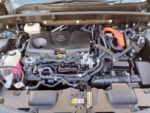 ハリアーハイブリッド Ｚ　レザーパッケージ　４ＷＤ／調光パノラマルーフ／ＪＢＬプレミアム／純正ナビＴＶ／全方位カメラ／ヘッドアップディスプレイ／デジタルインナー／黒革／シートベンチレーション／パワーシート／ステアヒーター／パワーバックドア／（57枚目）