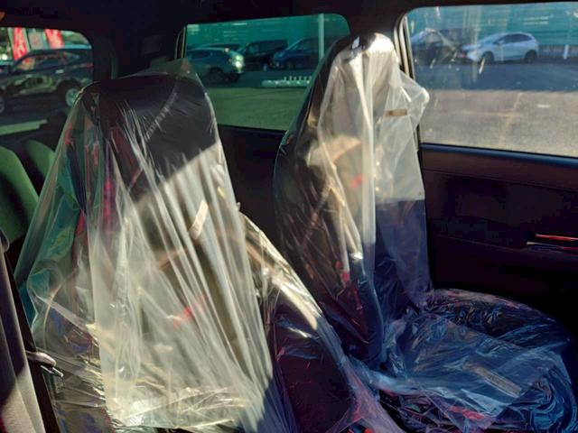 Ｎ－ＯＮＥ ＲＳ　６速マニュアル／ターボ／ホンダセンシング／届出済未使用車／純正１５インチホワイトアルミホイール／７インチＴＦＴメーター／ＲＳ刺繍入専用シート／シートヒーター／ＬＥＤヘッドライト／スマートキーシステム（10枚目）