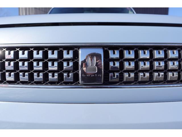 アルトラパン １０ｔｈアニバーサリーリミテッド　１０ｔｈアニバーサリー　リミテッド　４ＷＤ　　スマートキー　オーディオ　ＥＴＣ　ブレーキアシスト　ＡＢＳ　盗難防止システム　パワーウィンドウ　本革巻きステアリング　プライバシーガラス（10枚目）