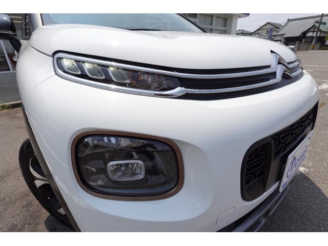 Ｃ３ エアクロス オリジンズ　１００周年記念特別仕様車　純正アルミホイール　女性ワンオーナー　バックカメラ　ブラックルーフ　クルーズコントロール　クリアランスソナー　ナビ　ＬＥＤ　オートマチックハイビーム（8枚目）