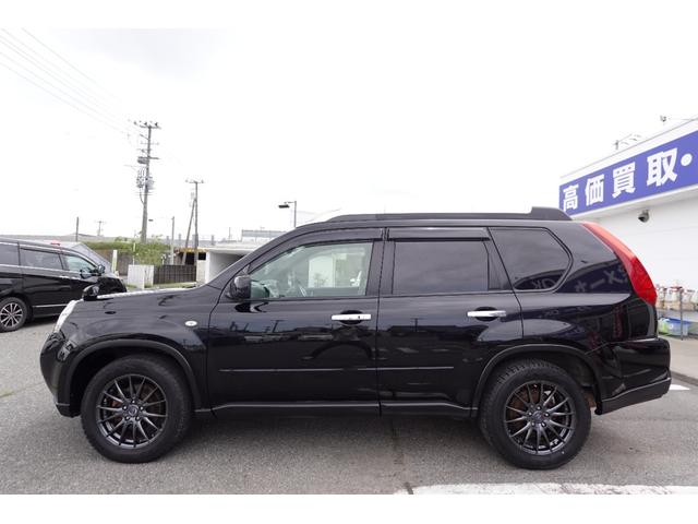 エクストレイル ２０Ｘｔ　４ＷＤ　関東仕入れ　寒冷地仕様　シートヒーター　フルセグＴＶ　ＥＴＣ　ナビ　Ｂｌｕｅｔｏｏｔｈ　社外アルミ　頸部衝撃緩和ヘッドレスト　ヒルディセントコントロール　横滑り防止装置（14枚目）