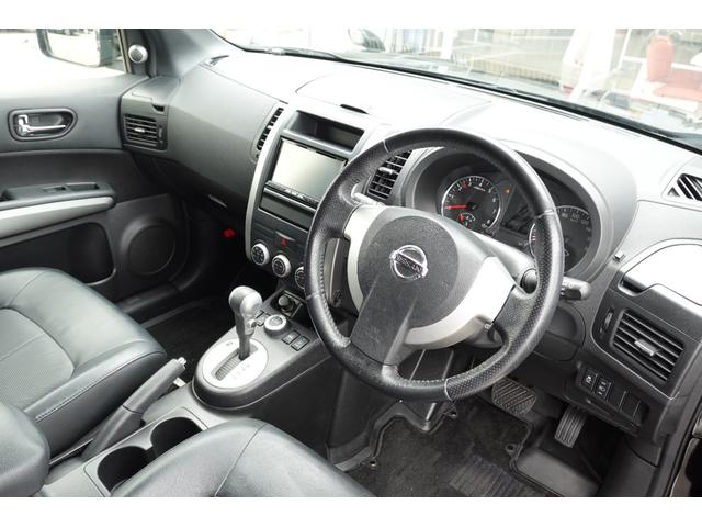エクストレイル ２０Ｘｔ　４ＷＤ　関東仕入れ　寒冷地仕様　シートヒーター　フルセグＴＶ　ＥＴＣ　ナビ　Ｂｌｕｅｔｏｏｔｈ　社外アルミ　頸部衝撃緩和ヘッドレスト　ヒルディセントコントロール　横滑り防止装置（20枚目）