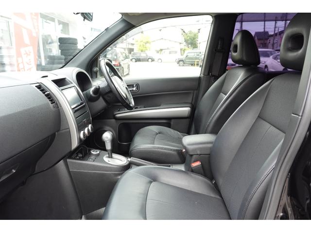 エクストレイル ２０Ｘｔ　４ＷＤ　関東仕入れ　寒冷地仕様　シートヒーター　フルセグＴＶ　ＥＴＣ　ナビ　Ｂｌｕｅｔｏｏｔｈ　社外アルミ　頸部衝撃緩和ヘッドレスト　ヒルディセントコントロール　横滑り防止装置（23枚目）