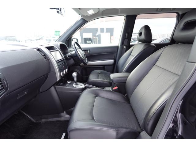 エクストレイル ２０Ｘ　エクストリーマーＸ　関西仕入　後期モデル　切替式４ＷＤ　カブロンシート　全席シートヒーター　ルーフレール　純正アルミホイール　タイミングチェーン　スマートキー　ＥＴＣ　ナビ　バックカメラ（22枚目）