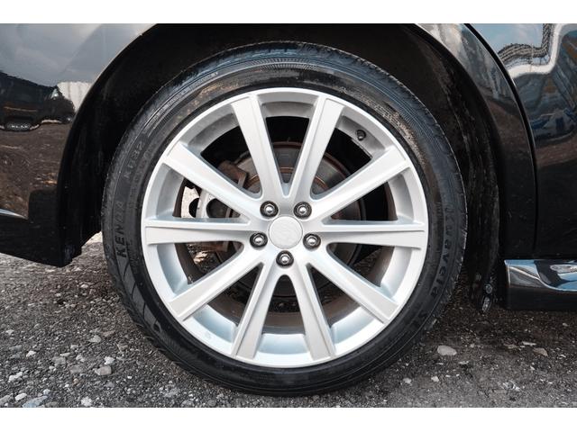 レガシィツーリングワゴン ２．５ｉアイサイト　Ｓパッケージ　本州仕入れ　後期モデル　４ＷＤ　ブラックレザーシート　シートヒーター　ＨＤＤナビ　衝突被害軽減ブレーキ　アダプティブクルーズコントロール　純正アルミホイール　ＥＴＣ　Ｂｌｕｅｔｏｏｔｈ　ＨＩＤ（14枚目）