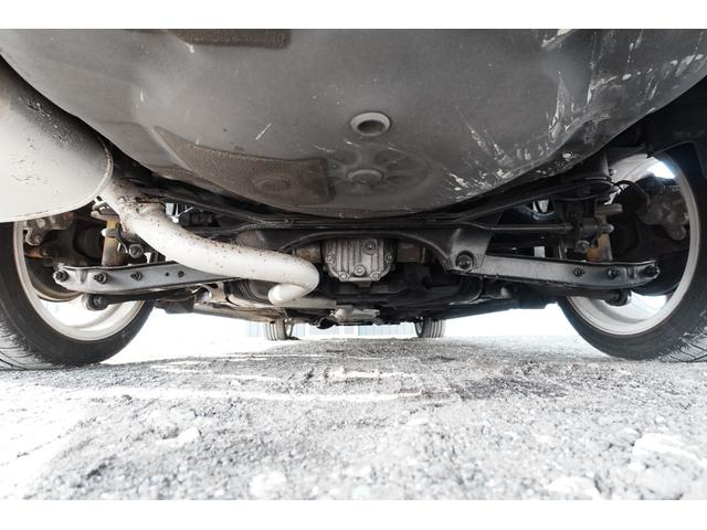 レガシィツーリングワゴン ２．５ｉアイサイト　Ｓパッケージ　本州仕入れ　後期モデル　４ＷＤ　ブラックレザーシート　シートヒーター　ＨＤＤナビ　衝突被害軽減ブレーキ　アダプティブクルーズコントロール　純正アルミホイール　ＥＴＣ　Ｂｌｕｅｔｏｏｔｈ　ＨＩＤ（15枚目）