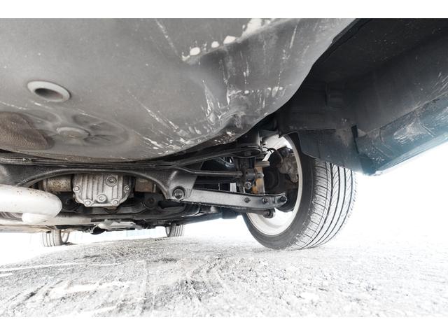 レガシィツーリングワゴン ２．５ｉアイサイト　Ｓパッケージ　本州仕入れ　後期モデル　４ＷＤ　ブラックレザーシート　シートヒーター　ＨＤＤナビ　衝突被害軽減ブレーキ　アダプティブクルーズコントロール　純正アルミホイール　ＥＴＣ　Ｂｌｕｅｔｏｏｔｈ　ＨＩＤ（17枚目）