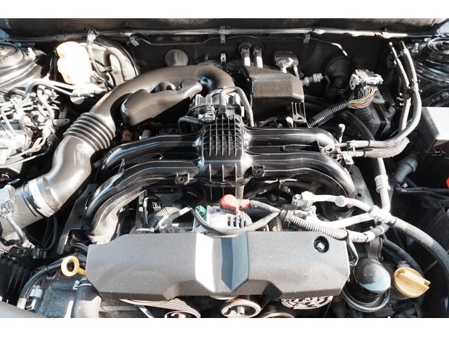 レガシィツーリングワゴン ２．５ｉアイサイト　Ｓパッケージ　本州仕入れ　後期モデル　４ＷＤ　ブラックレザーシート　シートヒーター　ＨＤＤナビ　衝突被害軽減ブレーキ　アダプティブクルーズコントロール　純正アルミホイール　ＥＴＣ　Ｂｌｕｅｔｏｏｔｈ　ＨＩＤ（18枚目）