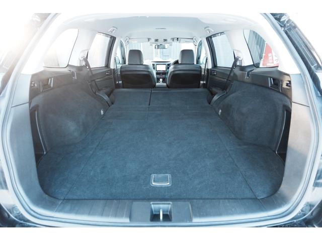 レガシィツーリングワゴン ２．５ｉアイサイト　Ｓパッケージ　本州仕入れ　後期モデル　４ＷＤ　ブラックレザーシート　シートヒーター　ＨＤＤナビ　衝突被害軽減ブレーキ　アダプティブクルーズコントロール　純正アルミホイール　ＥＴＣ　Ｂｌｕｅｔｏｏｔｈ　ＨＩＤ（38枚目）