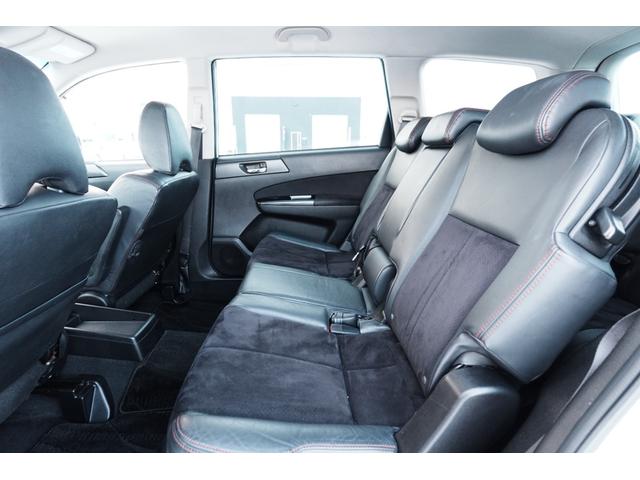 エクシーガ ２．５ｉスペックＢ　アイサイト　東海仕入れ　後期モデル　４ＷＤ　アダプティブクルーズコントロール　ＥＴＣ　衝突被害軽減ブレーキ　ハーフレザーシート　パワーシート　パドルシフト　Ｂｌｕｅｔｏｏｔｈ　バックカメラ（30枚目）