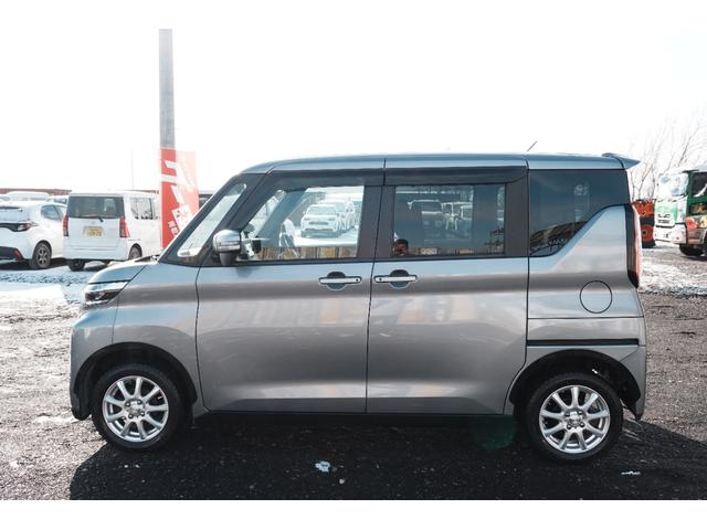 ｅＫクロススペース Ｔ　ユーザー買取　４ＷＤ　ターボ　ワンオーナー　寒冷地仕様　両側スライド片側電動ドア　ナビ　フルセグＴＶ　ＤＶＤ　ＣＤ　ドラレコ　レーンキープアシスト　障害物センサー　アクセル踏み間違い防止装置（14枚目）