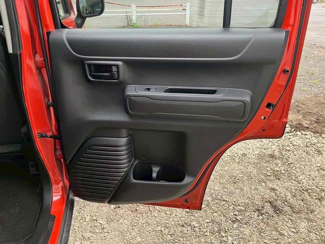 ハスラー ハイブリッドＧ　４ＷＤ　ＥＴＣ　ナビ　ＴＶ　クリアランスソナー　レーンアシスト　衝突被害軽減システム　オートライト　スマートキー　アイドリングストップ　電動格納ミラー　シートヒーター　ＣＶＴ　盗難防止システム　ＡＢＳ（39枚目）