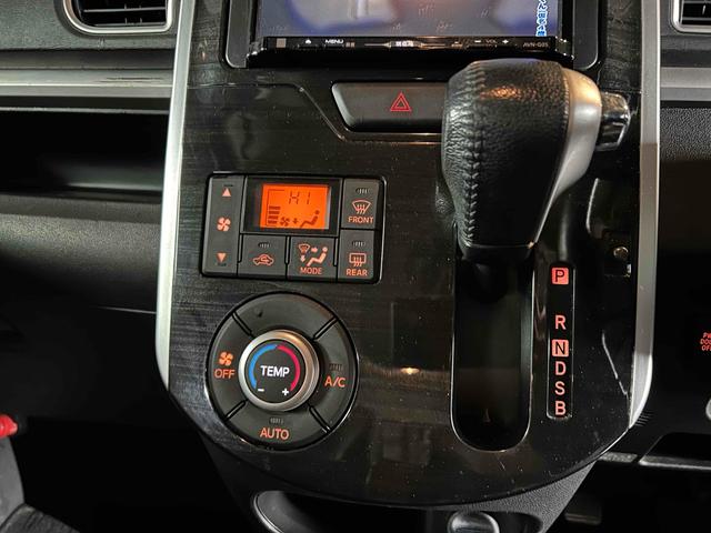 タント カスタムRS トップエディションSAII 4WD 両側電動スライドドア TV 衝突被害軽減システム LEDヘッドランプ スマートキー アイドリングストップ 電動格納ミラー ベンチシート CVT 盗難防止システム ABS ESC アルミホイール(4枚目)