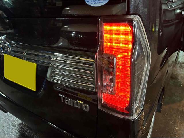 タント カスタムRS トップエディションSAII 4WD 両側電動スライドドア TV 衝突被害軽減システム LEDヘッドランプ スマートキー アイドリングストップ 電動格納ミラー ベンチシート CVT 盗難防止システム ABS ESC アルミホイール(29枚目)