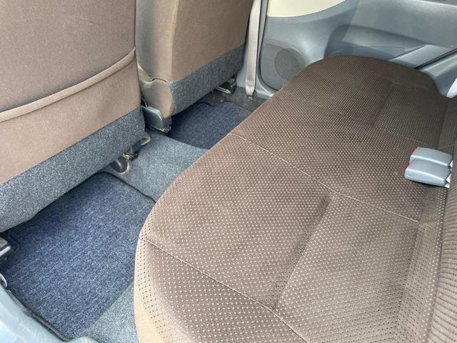 ミラ Ｌセレクション　４ＷＤ　６６０ｃｃ　軽四　ＣＤチューナー　キーレス　エアコン　電動格納ミラー　パワーステアリング　パワーウィンドウ　衝突安全ボディ　ライトレベライザー　運転席エアバッグ　助手席エアバッグ（28枚目）