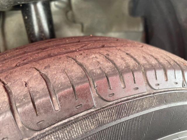 ミラ Ｌセレクション　４ＷＤ　６６０ｃｃ　軽四　ＣＤチューナー　キーレス　エアコン　電動格納ミラー　パワーステアリング　パワーウィンドウ　衝突安全ボディ　ライトレベライザー　運転席エアバッグ　助手席エアバッグ（55枚目）