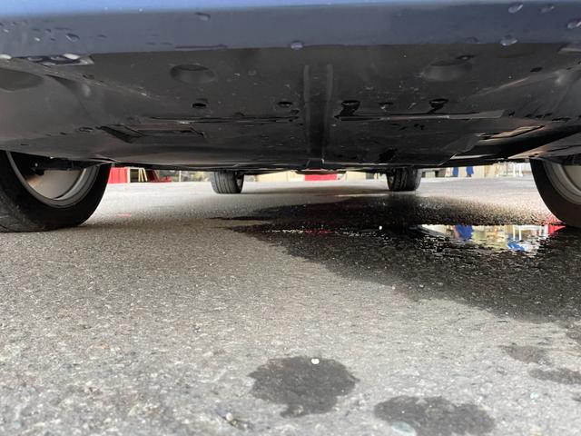 エアブレイク アイサイト 特別仕様 専用色 4WD パノラミックガラスルーフ サテンメッキ塗装ドアミラー 専用アルミホイール 専用シートステッチ パワーシート キーレス プッシュスタート 7人乗り ETC クルコン(35枚目)