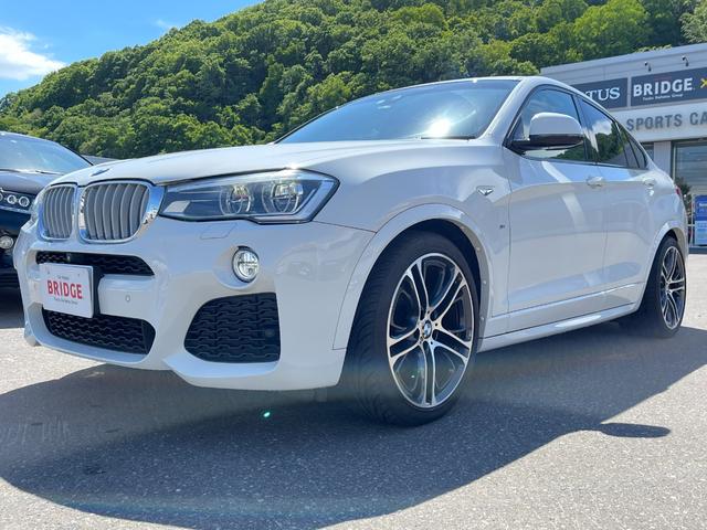 Ｘ４ ｘＤｒｉｖｅ　２８ｉ　Ｍスポーツ　４ＷＤ　インテリジェントセーフティー　黒革シート　純正ナビ　地デジＴＶ　トップビュー＆バックカメラ　純正２０インチアルミ　パワーバックドア　Ｂｌｕｅｔｏｏｔｈ　スペアキー　ＥＴＣ（3枚目）