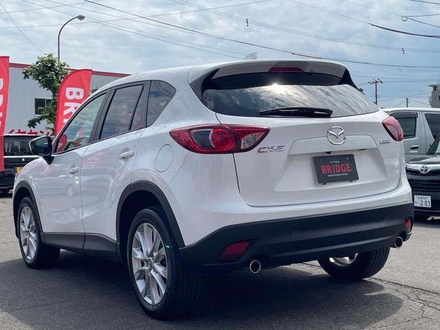 ＣＸ－５ ＸＤ　Ｌパッケージ　４ＷＤ／ディスプレイオーディオ／純正エンジンスターター／バックカメラ／スマートキー／シートヒーター／サイドカメラ／Ｂｌｕｅｔｏｏｔｈ接続／ＤＶＤ再生／クルーズコントロール／ＭＴモード付シフトレバー（6枚目）