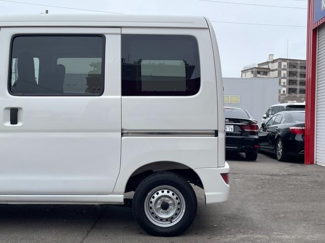 ハイゼットカーゴ ＤＸ　ＳＡＩＩＩ　スマートアシストＩＩＩ／両側スライドドア／パートタイム４ＷＤ／ＬＥＤヘッドランプ／ＥＴＣ（5枚目）