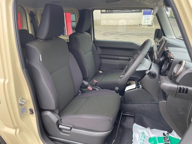 ジムニー ＸＣ　届出済未使用車／ターボ／パートタイム４ＷＤ／ＡＴ／シートヒーター／クルーズコントロール／コーナーセンサー／オートハイビーム／ヘッドライトウォッシャー／スマートキー／スペアキー／純正アルミホイール（15枚目）