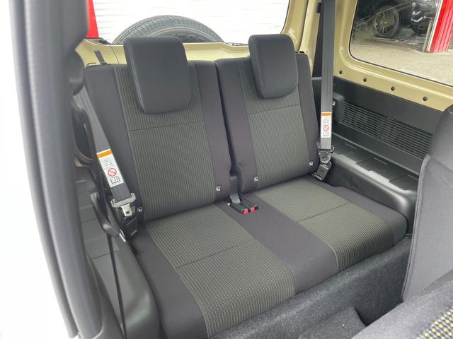 ジムニー ＸＣ　届出済未使用車／ターボ／パートタイム４ＷＤ／ＡＴ／シートヒーター／クルーズコントロール／コーナーセンサー／オートハイビーム／ヘッドライトウォッシャー／スマートキー／スペアキー／純正アルミホイール（16枚目）