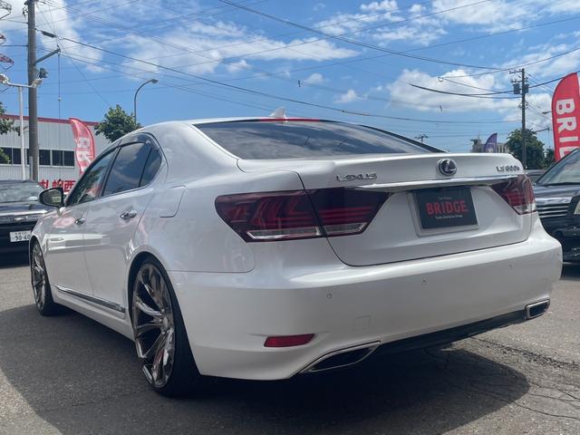 LS LS600h バージョンL モデリスタ/白本革(メローホワイト)/サンルーフ/全画面ナビ/フルセグ付ナビ/Bカメラ/シートヒーター/シートエアコン/エアサス/ステアリングヒーター/パワーシート/クルーズコントロール/寒冷地仕様(6枚目)