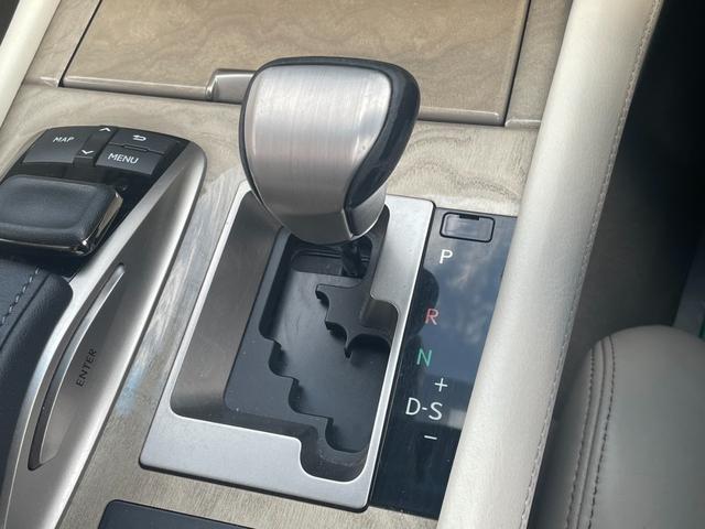 LS LS600h バージョンL モデリスタ/白本革(メローホワイト)/サンルーフ/全画面ナビ/フルセグ付ナビ/Bカメラ/シートヒーター/シートエアコン/エアサス/ステアリングヒーター/パワーシート/クルーズコントロール/寒冷地仕様(28枚目)