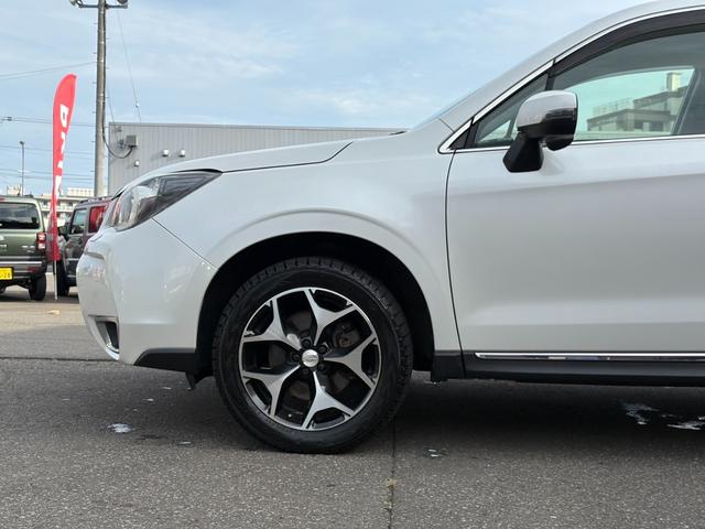 フォレスター ２．０ＸＴ　４ＷＤ／フルセグＴＶ付ナビ／Ｂカメラ／シートヒーター／エンジンスターター／スマートキー／Ｘモード／ハーフレザーシート／パドルシフト／クルーズコントロール／ＭＴモード／Ｂｌｕｅｔｏｏｔｈ接続／ＥＴＣ（3枚目）