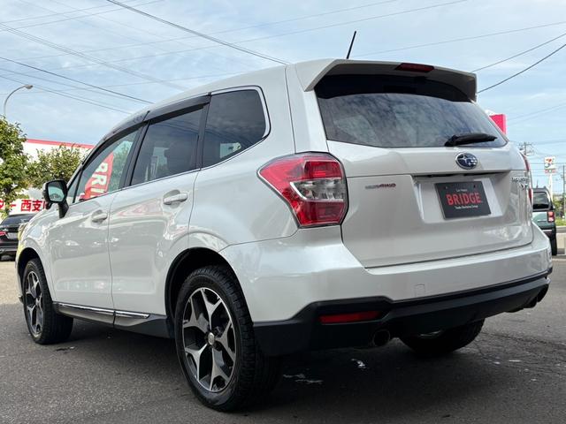 フォレスター ２．０ＸＴ　４ＷＤ／フルセグＴＶ付ナビ／Ｂカメラ／シートヒーター／エンジンスターター／スマートキー／Ｘモード／ハーフレザーシート／パドルシフト／クルーズコントロール／ＭＴモード／Ｂｌｕｅｔｏｏｔｈ接続／ＥＴＣ（6枚目）