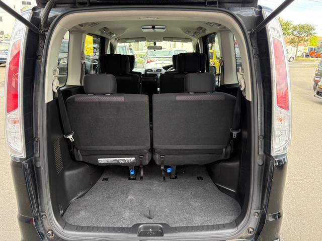 セレナ ハイウェイスター　Ｖセレクション　４ＷＤ／両側パワースライドドア／純正ナビ／フルセグＴＶ／フリップダウンモニター／ＨＩＤ／クルーズコントロール／Ｂｌｕｅｔｏｏｔｈ接続／後席エアコン／フロントデュアルエアコン／ＥＴＣ／シートアレンジ（17枚目）