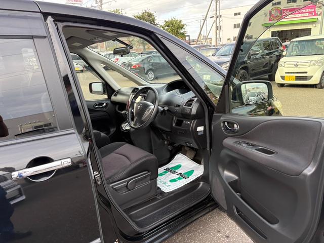 セレナ ハイウェイスター　Ｖセレクション　４ＷＤ／両側パワースライドドア／純正ナビ／フルセグＴＶ／フリップダウンモニター／ＨＩＤ／クルーズコントロール／Ｂｌｕｅｔｏｏｔｈ接続／後席エアコン／フロントデュアルエアコン／ＥＴＣ／シートアレンジ（19枚目）