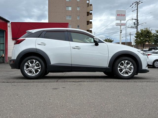 ＣＸ－３ ＸＤ　ディーゼルターボ／純正ナビ／バックカメラ／純正エンジンスターター／フルセグＴＶ／ＥＴＣ／スマートキー／フルオートエアコン／ＭＴモード付シフトレバー／クルーズコントロール／オートライト（10枚目）