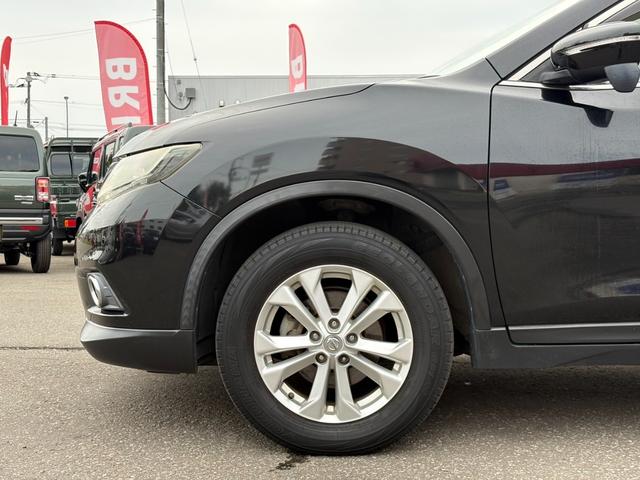 エクストレイル ２０Ｘｔ　エマージェンシーブレーキパッケージ　寒冷地仕様／４ＷＤ／純正フルセグ付ＴＶナビ／両側シートヒーター／衝突時被害軽減ブレーキ／純正エンジンスターター／スマートキー／ＥＴＣ／プッシュスタート／アクセサリーソケット／Ｂｌｕｅｔｏｏｔｈ接続（3枚目）