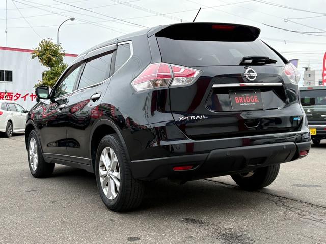エクストレイル ２０Ｘｔ　エマージェンシーブレーキパッケージ　寒冷地仕様／４ＷＤ／純正フルセグ付ＴＶナビ／両側シートヒーター／衝突時被害軽減ブレーキ／純正エンジンスターター／スマートキー／ＥＴＣ／プッシュスタート／アクセサリーソケット／Ｂｌｕｅｔｏｏｔｈ接続（6枚目）